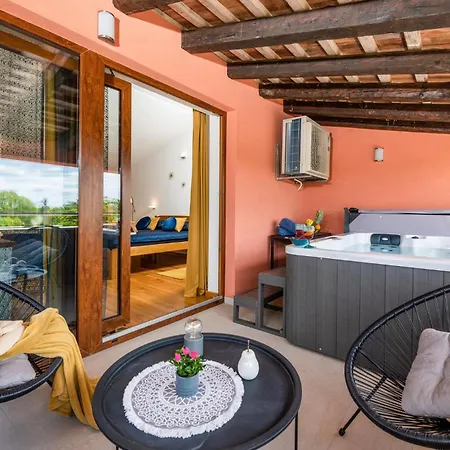 Beautiful In With Sauna Holiday home *